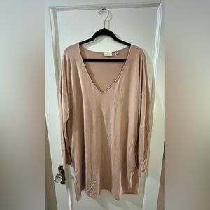 Aritzia Wilfred Free vneck dress